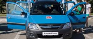 Игра цветом: знакомимся с LADA Largus Cross Black Edition